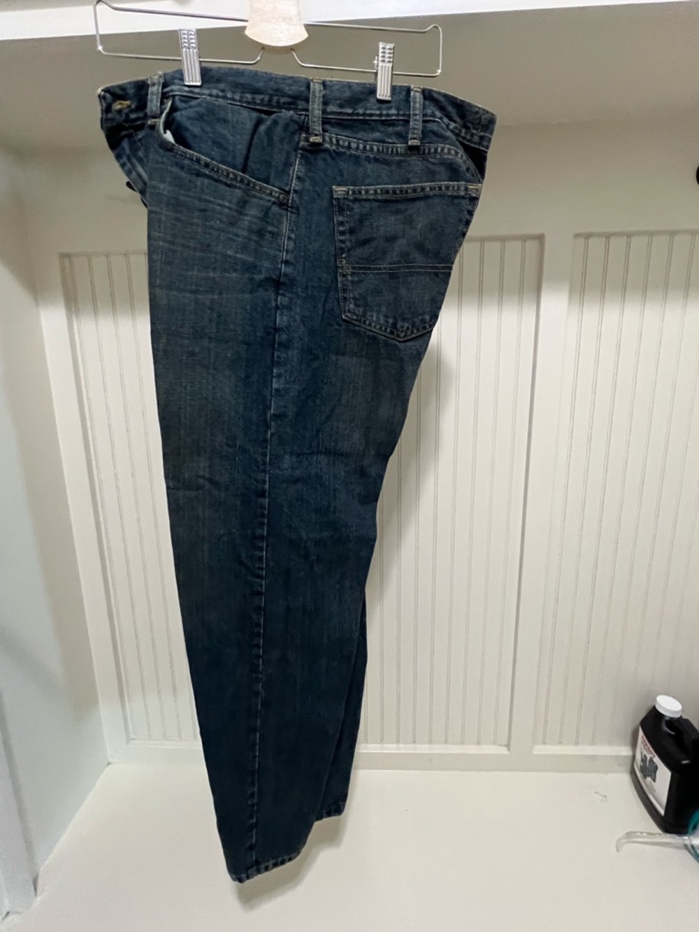 Lee Men's Regular Bootcut Jeans in Dark Blue Wash
